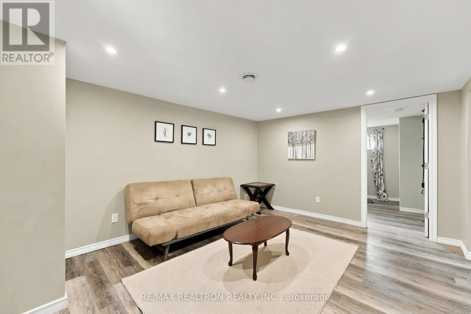 268 KENWOOD AVENUE
