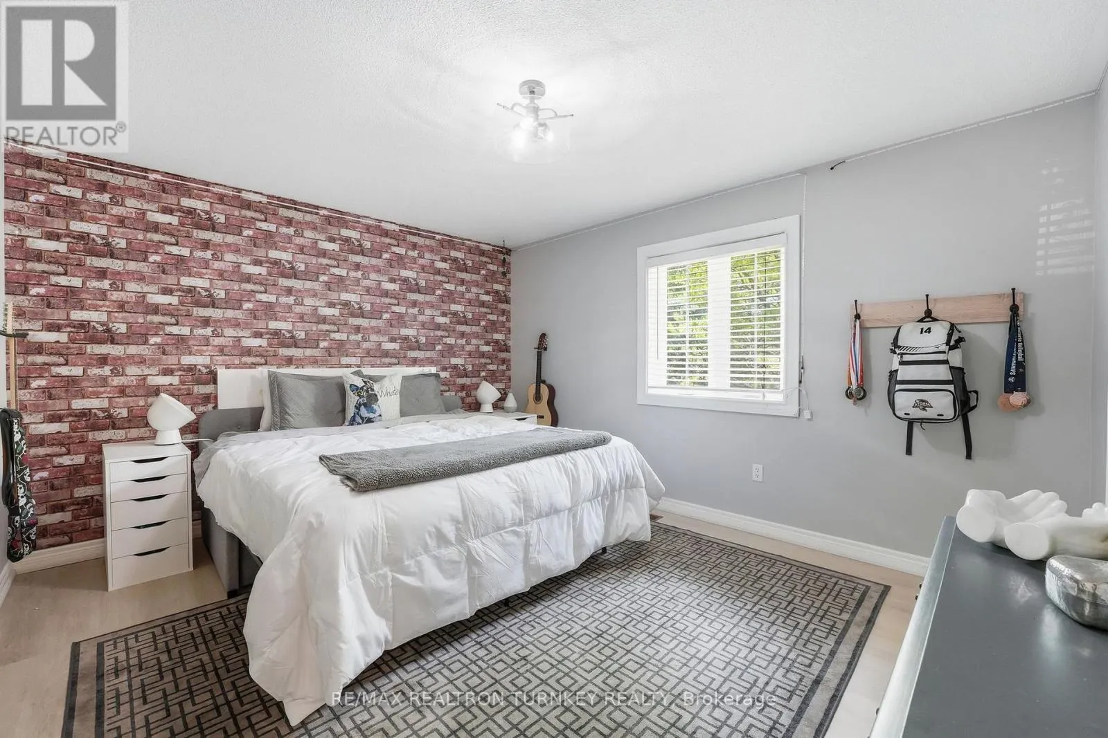 818 EXCELLER CIRCLE