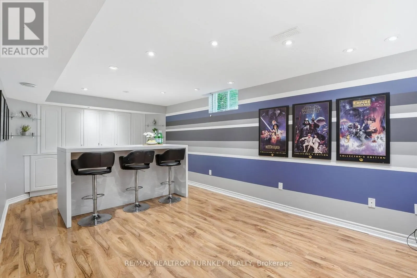 818 EXCELLER CIRCLE
