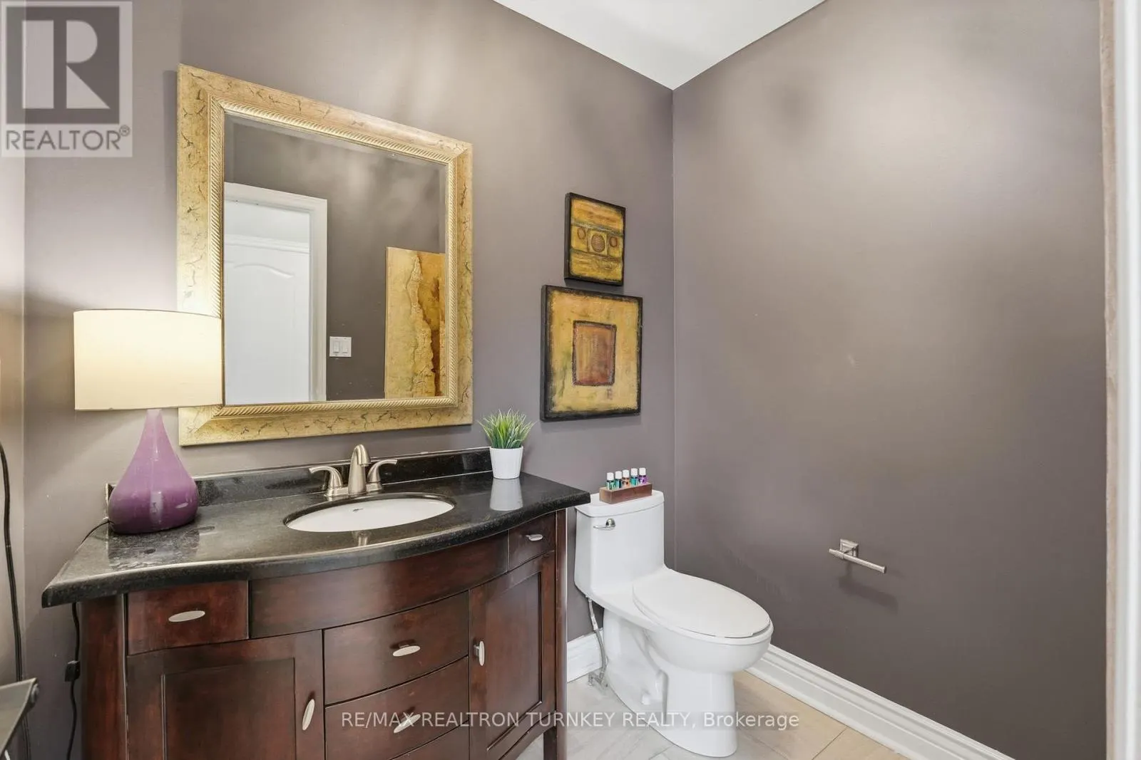 818 EXCELLER CIRCLE