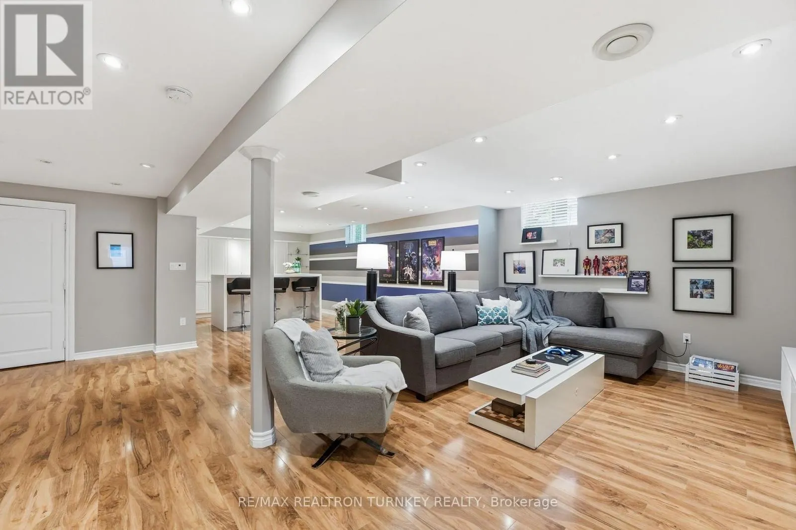 818 EXCELLER CIRCLE