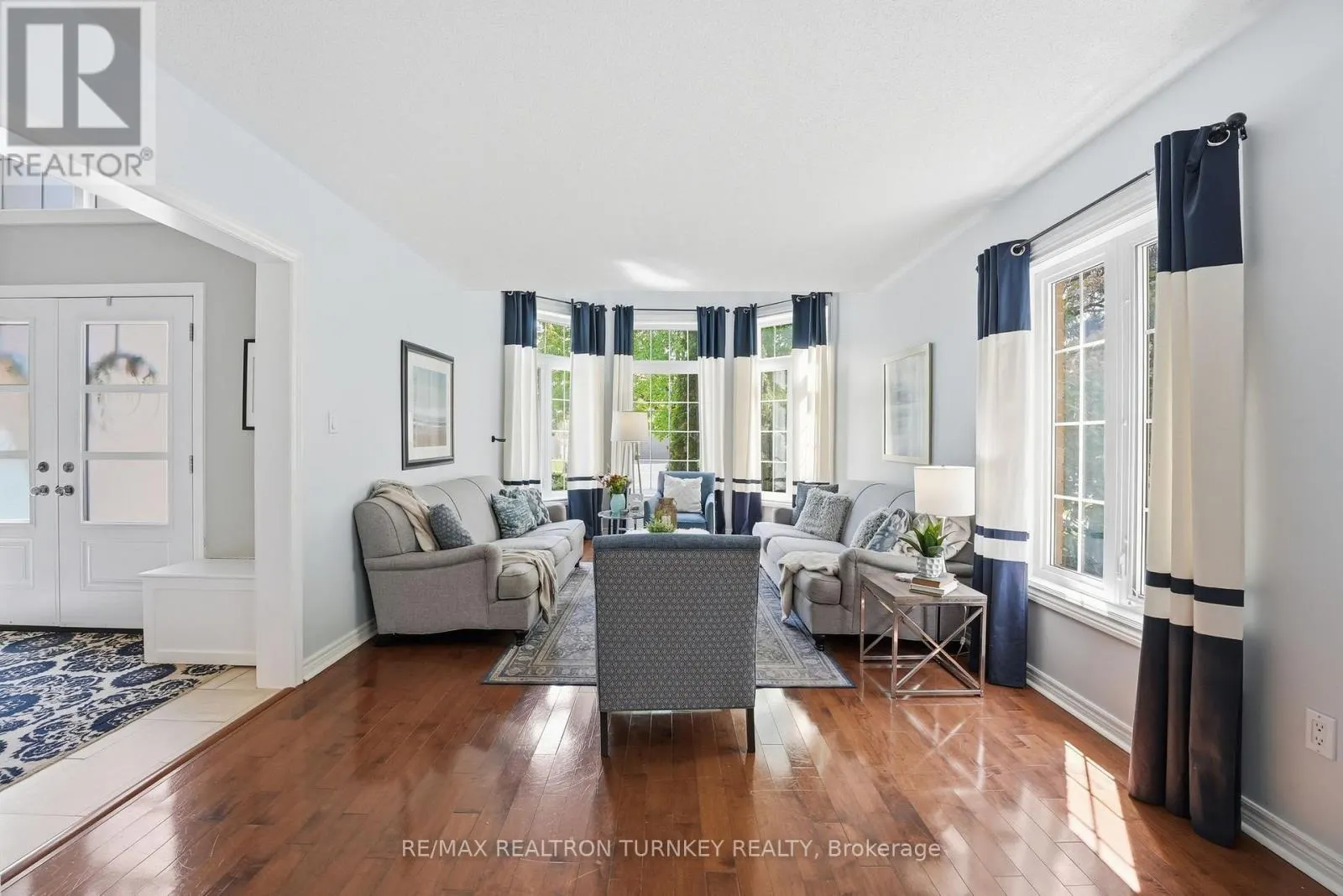 818 EXCELLER CIRCLE