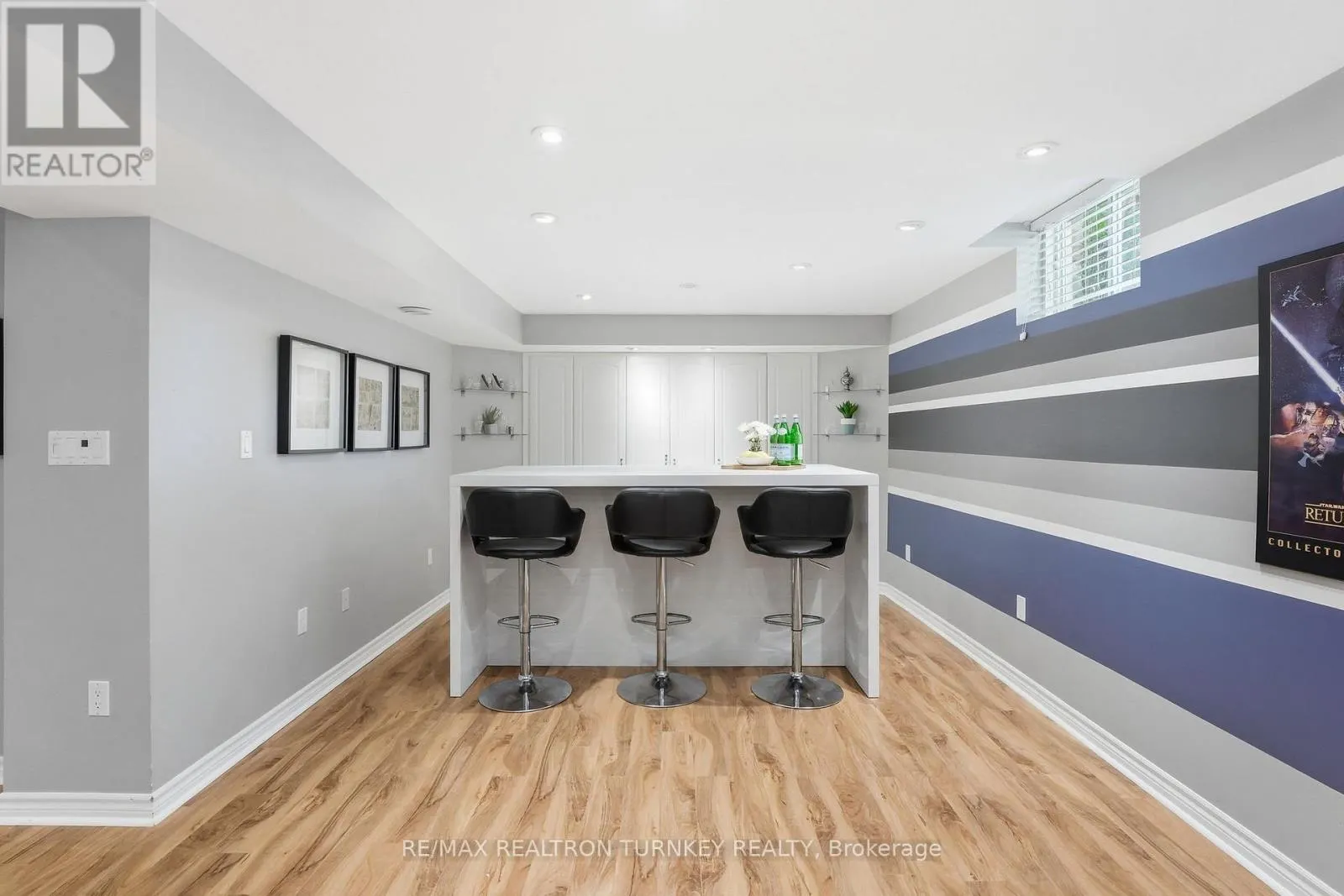 818 EXCELLER CIRCLE