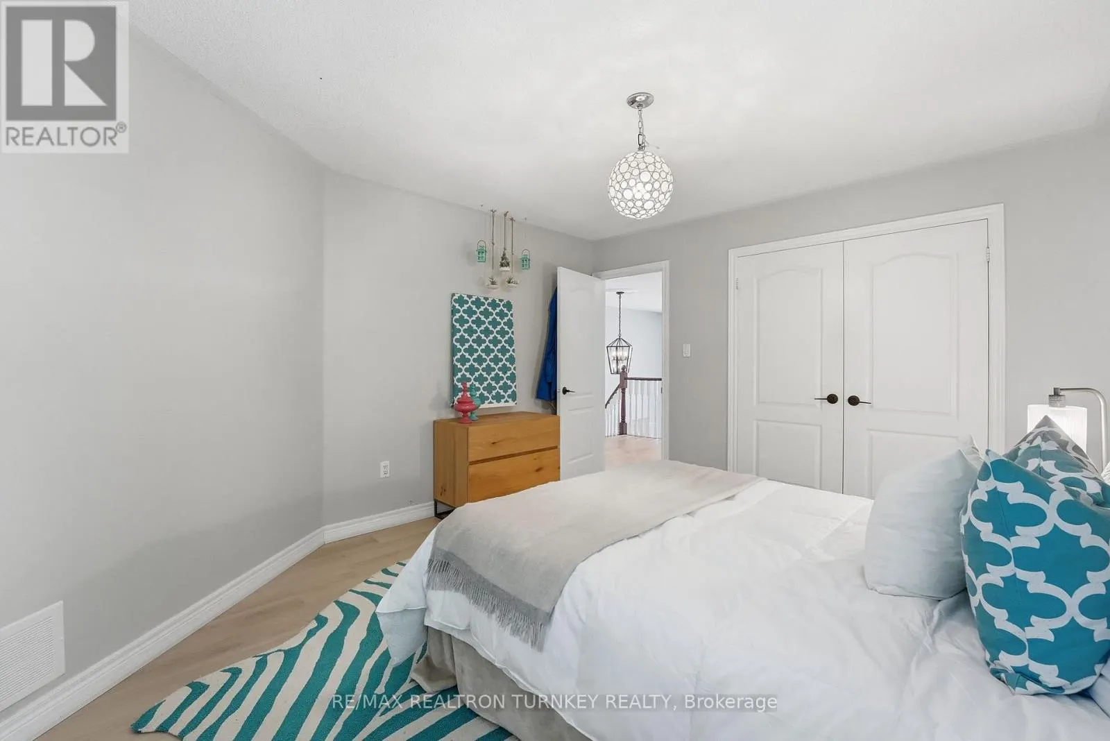 818 EXCELLER CIRCLE