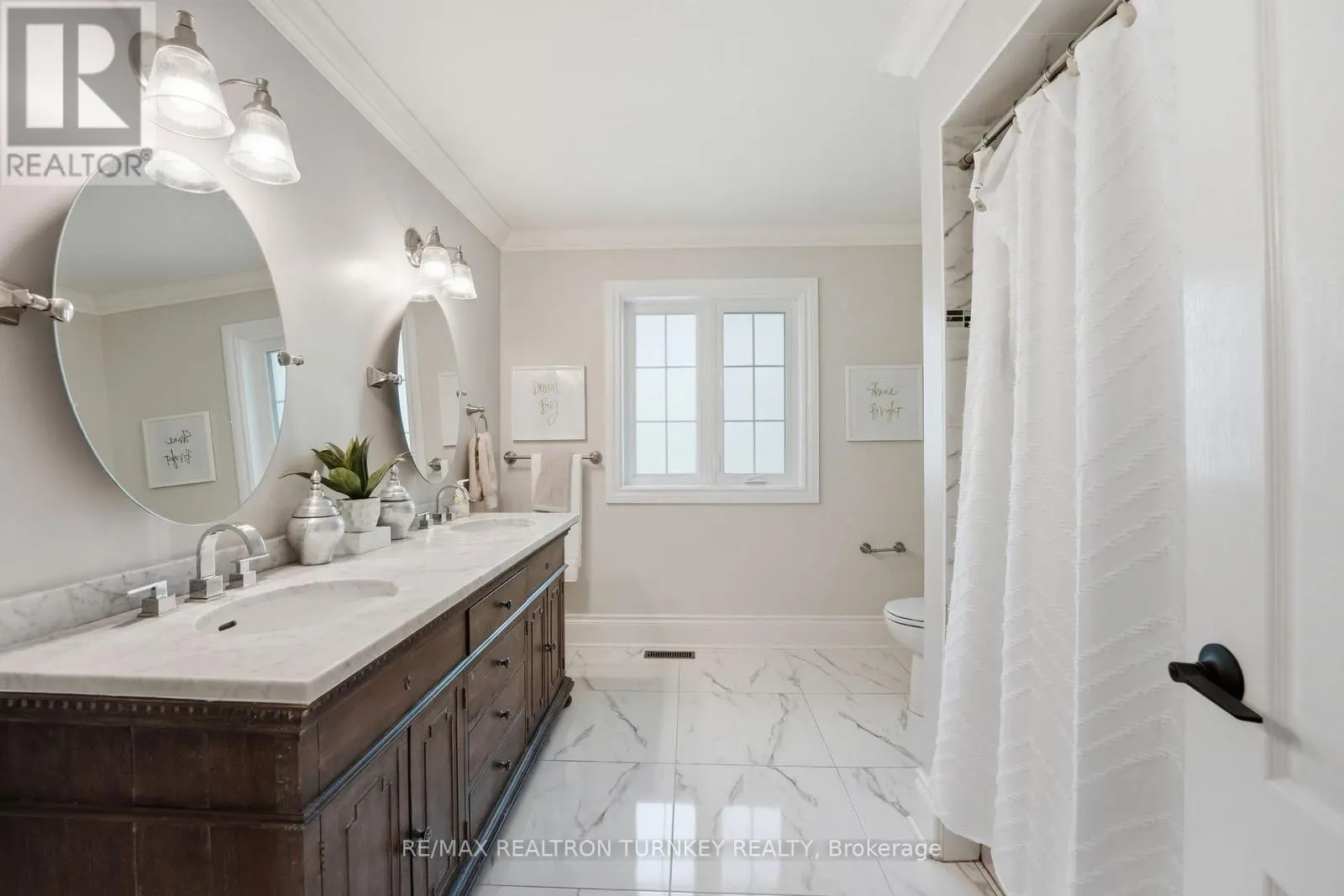 818 EXCELLER CIRCLE