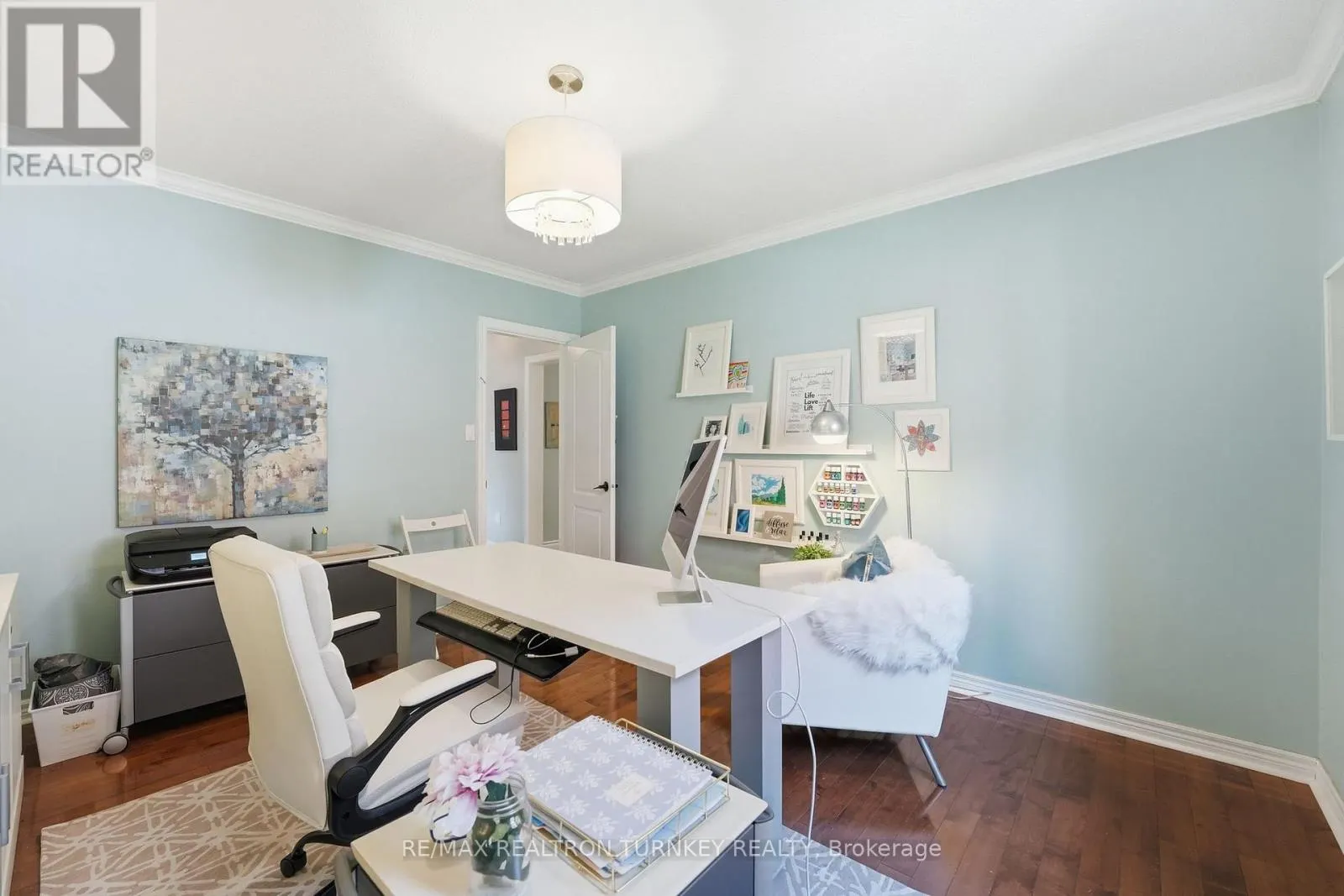 818 EXCELLER CIRCLE