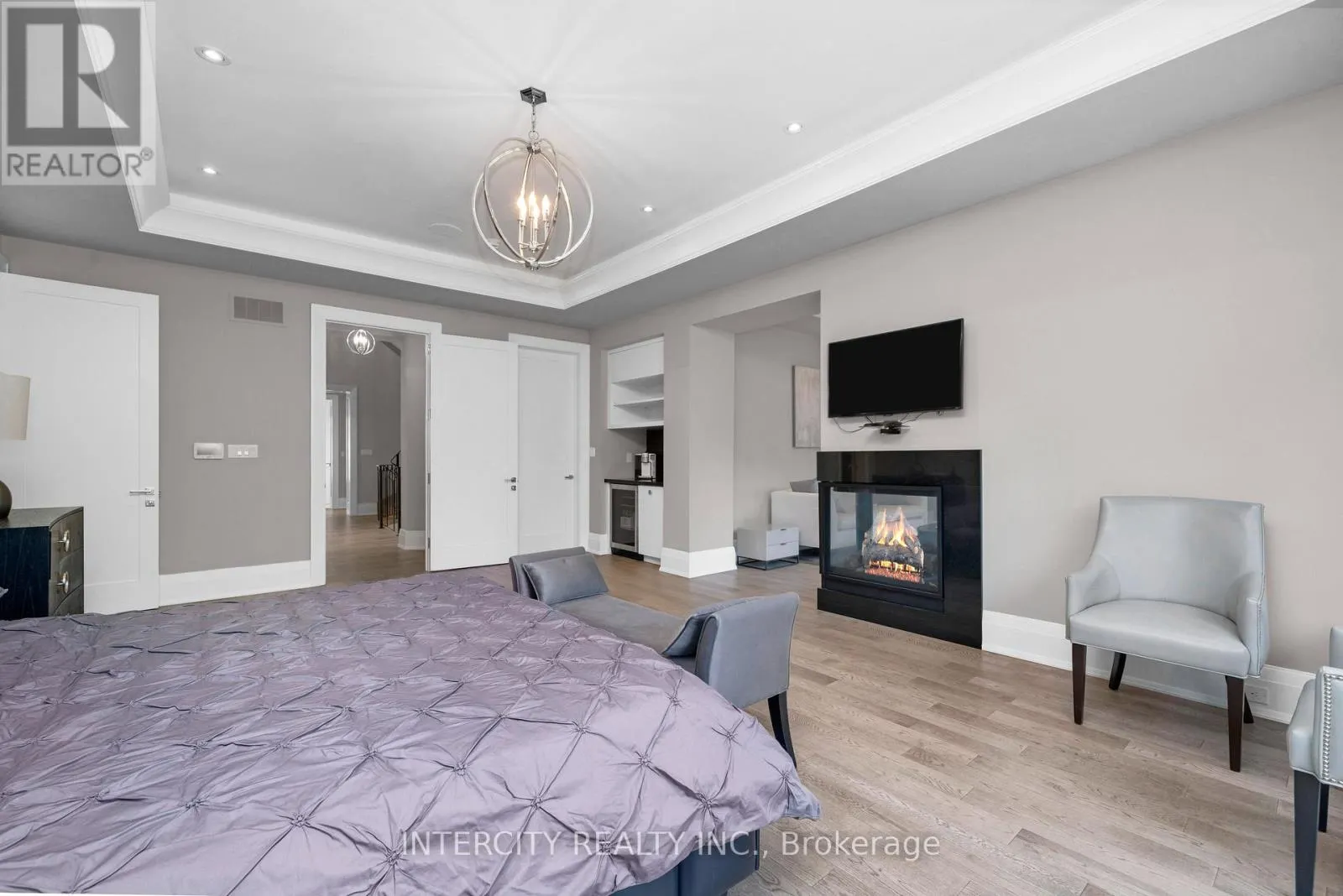 34 ROSEBUD COURT