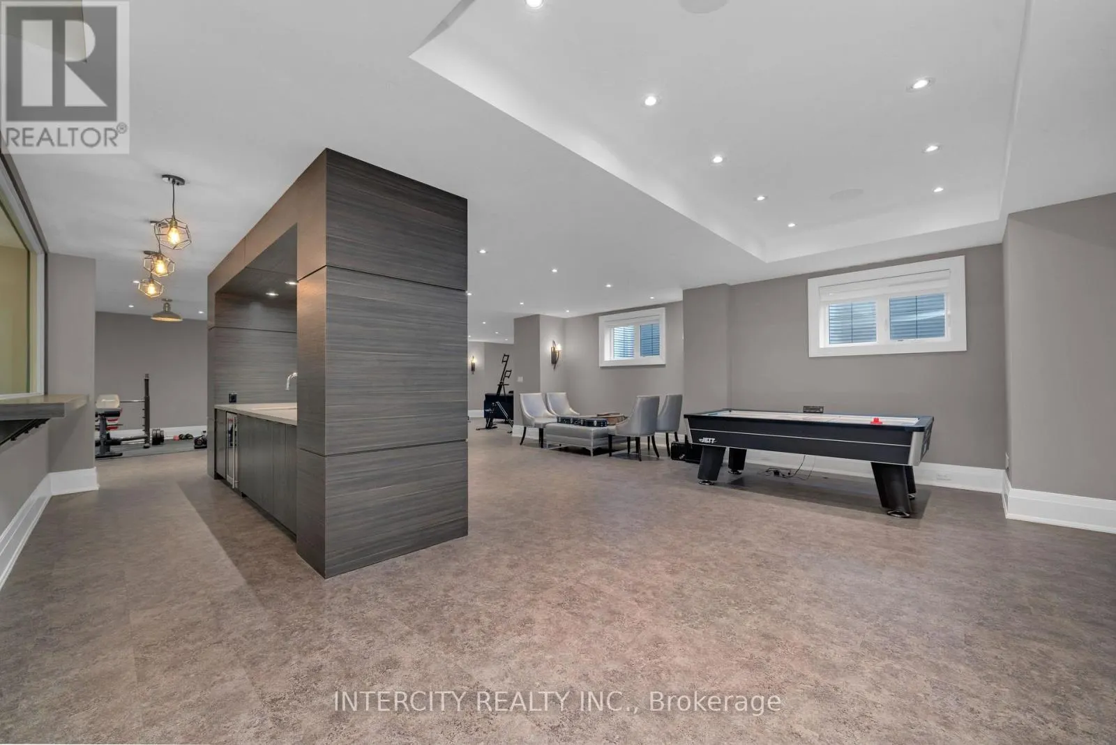 34 ROSEBUD COURT