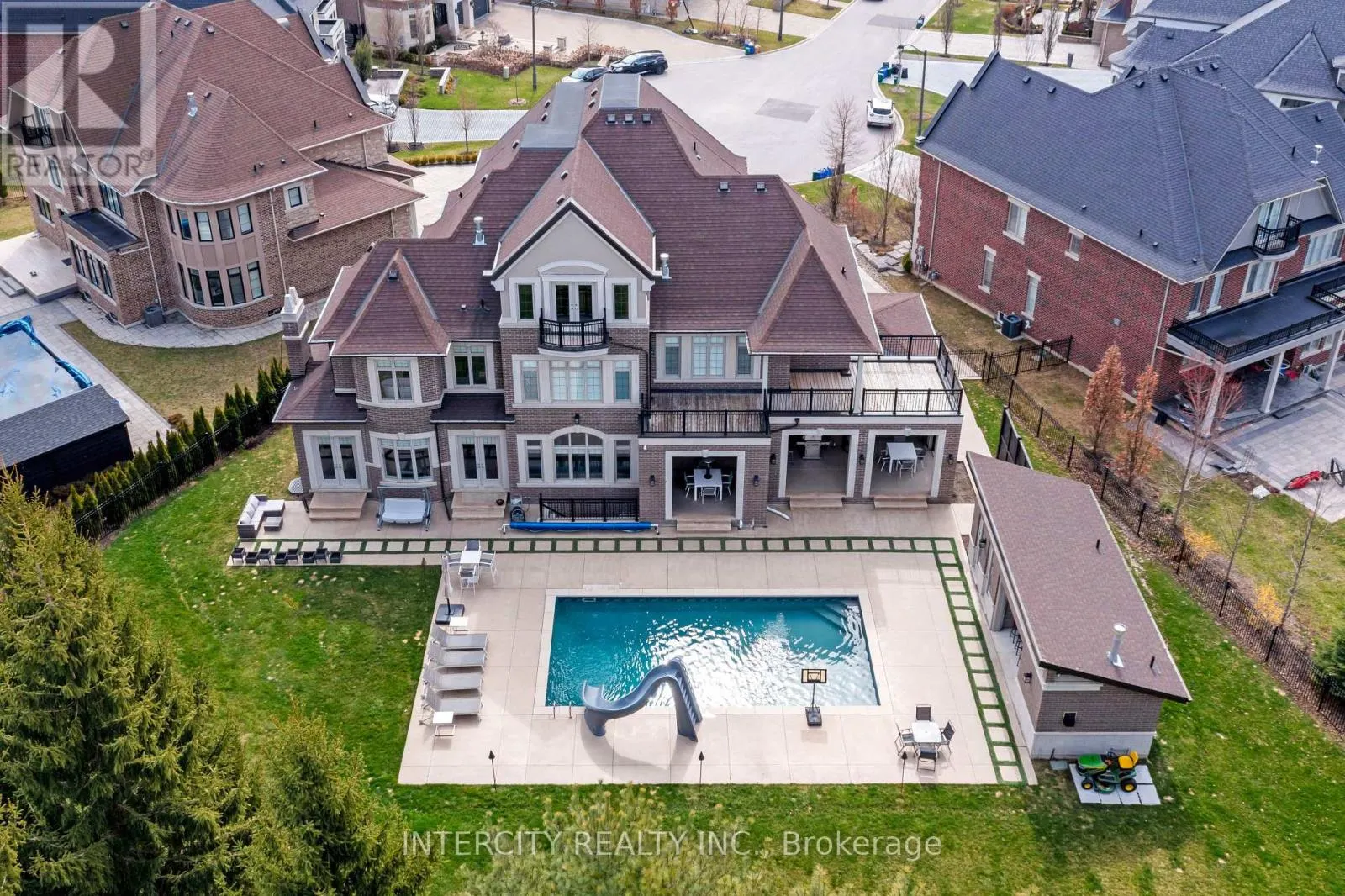 34 ROSEBUD COURT