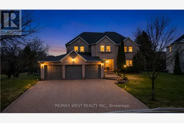 93 FERN VALLEY CRESCENT