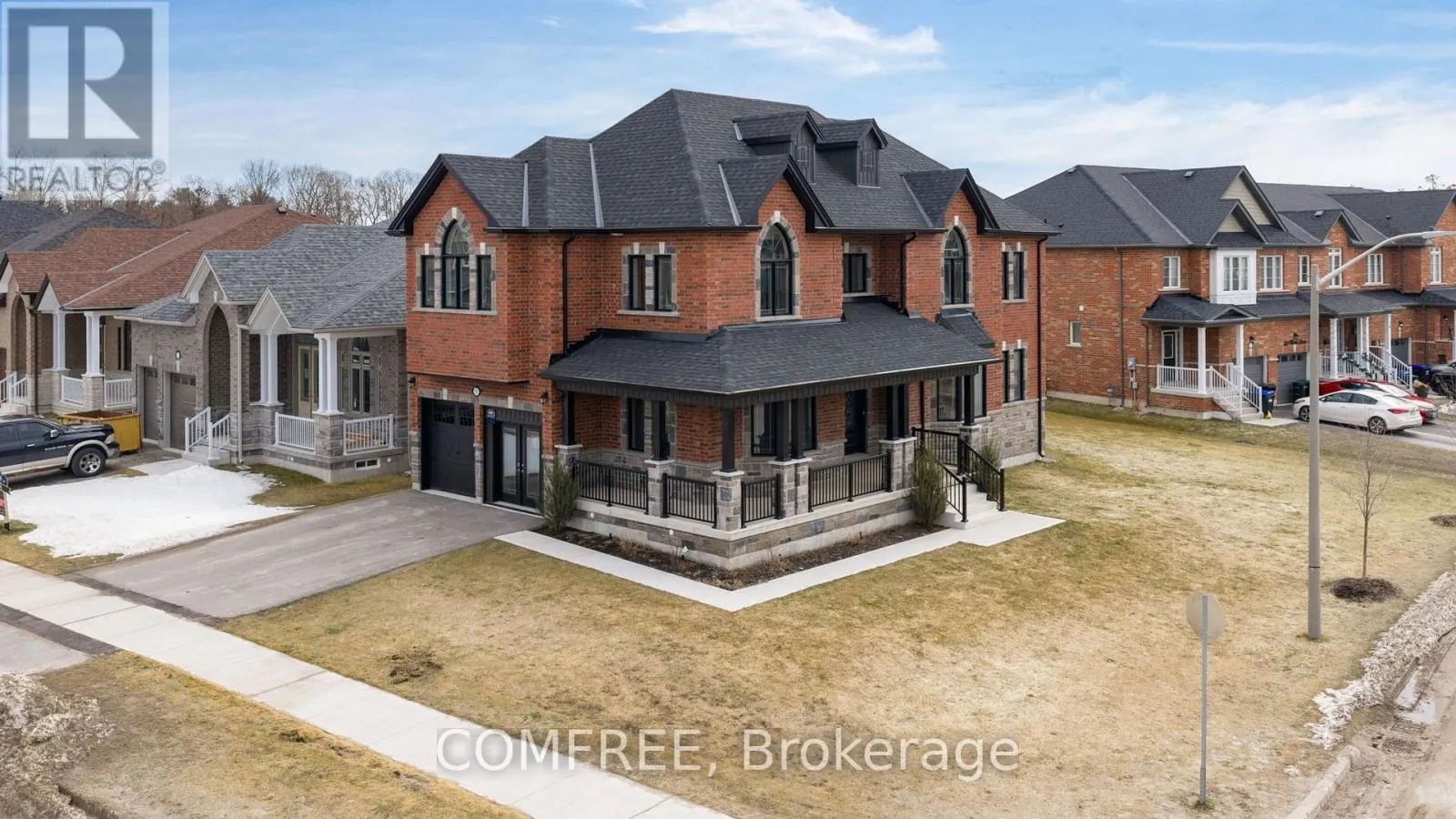 51 WOOD CRESCENT