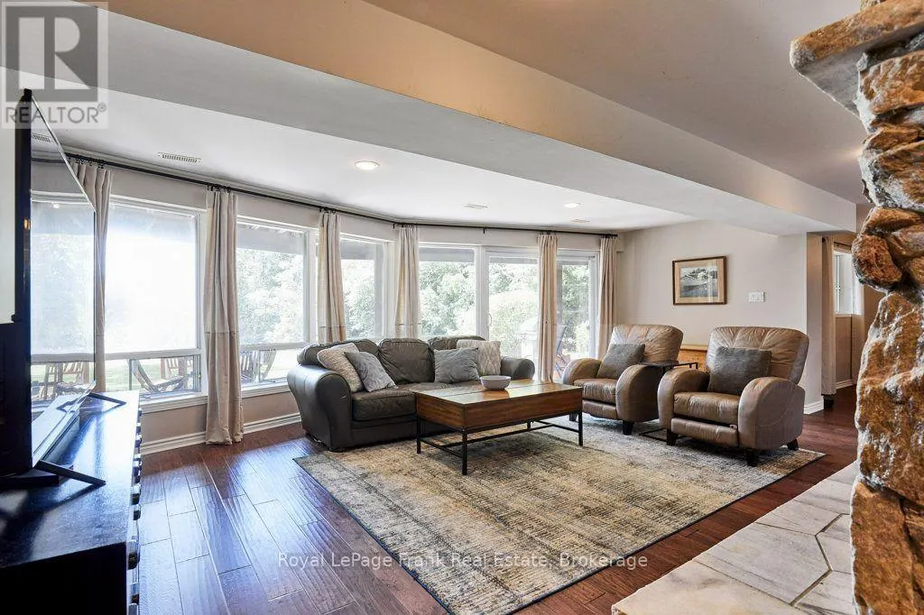 156 ACTON ROAD