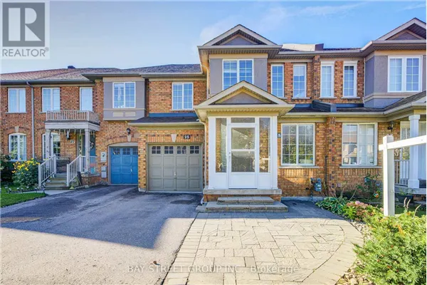 25 WATERTON CRESCENT