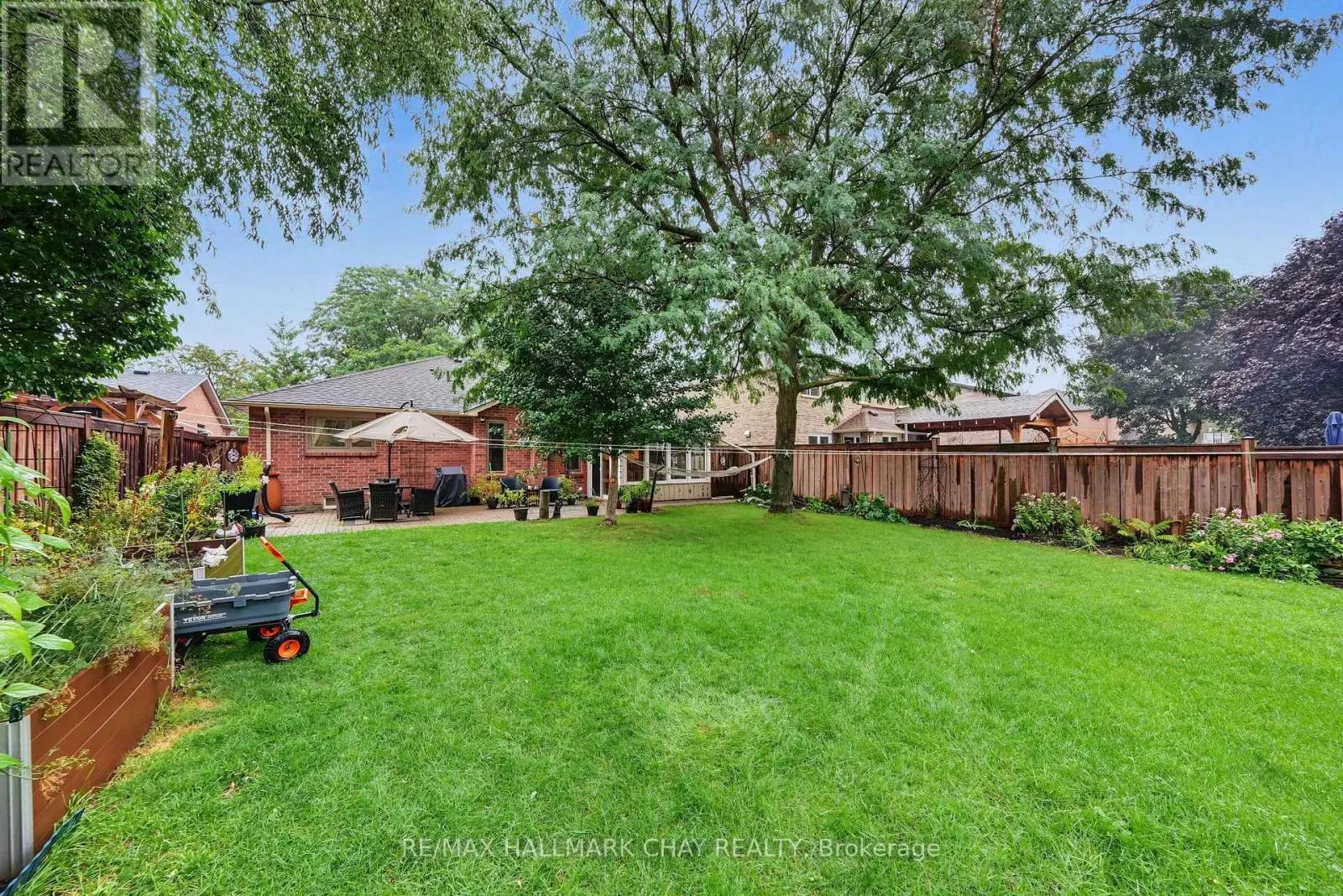66 HUTCHINSON DRIVE