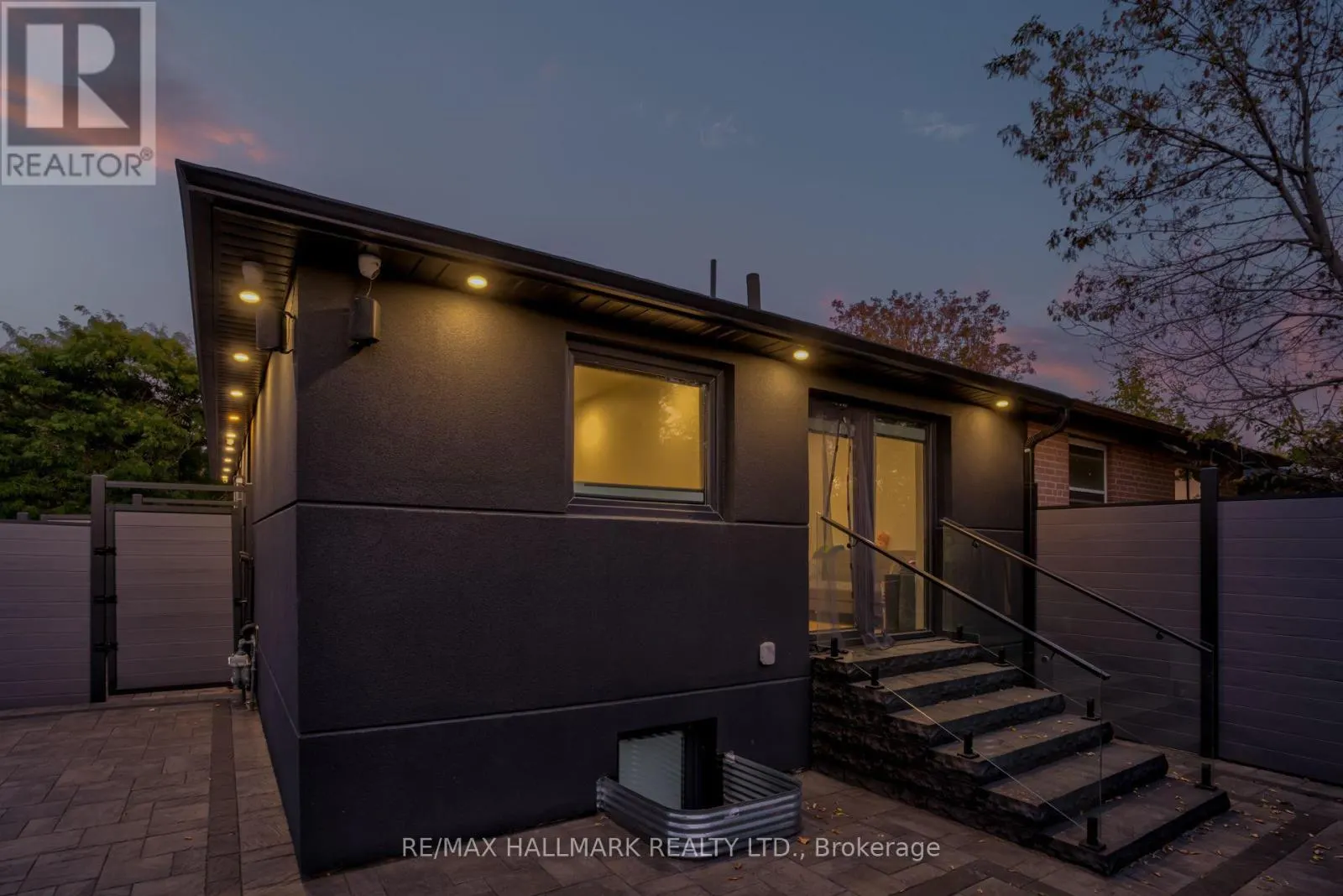 61 MARLIN COURT