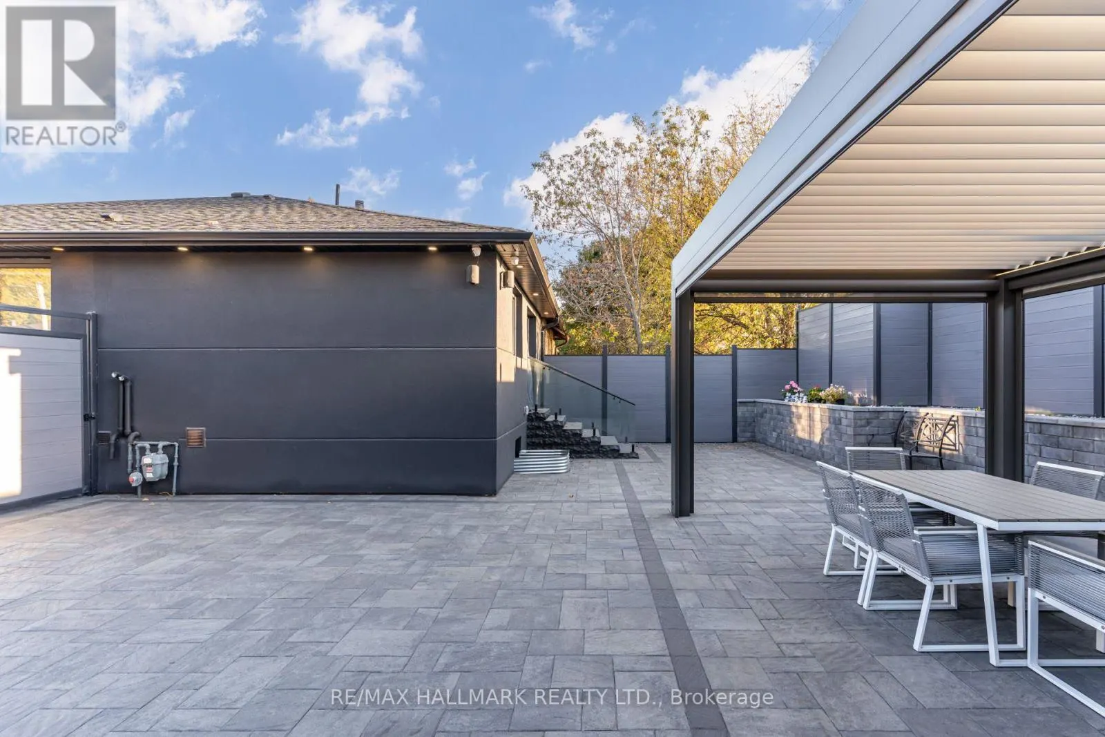 61 MARLIN COURT
