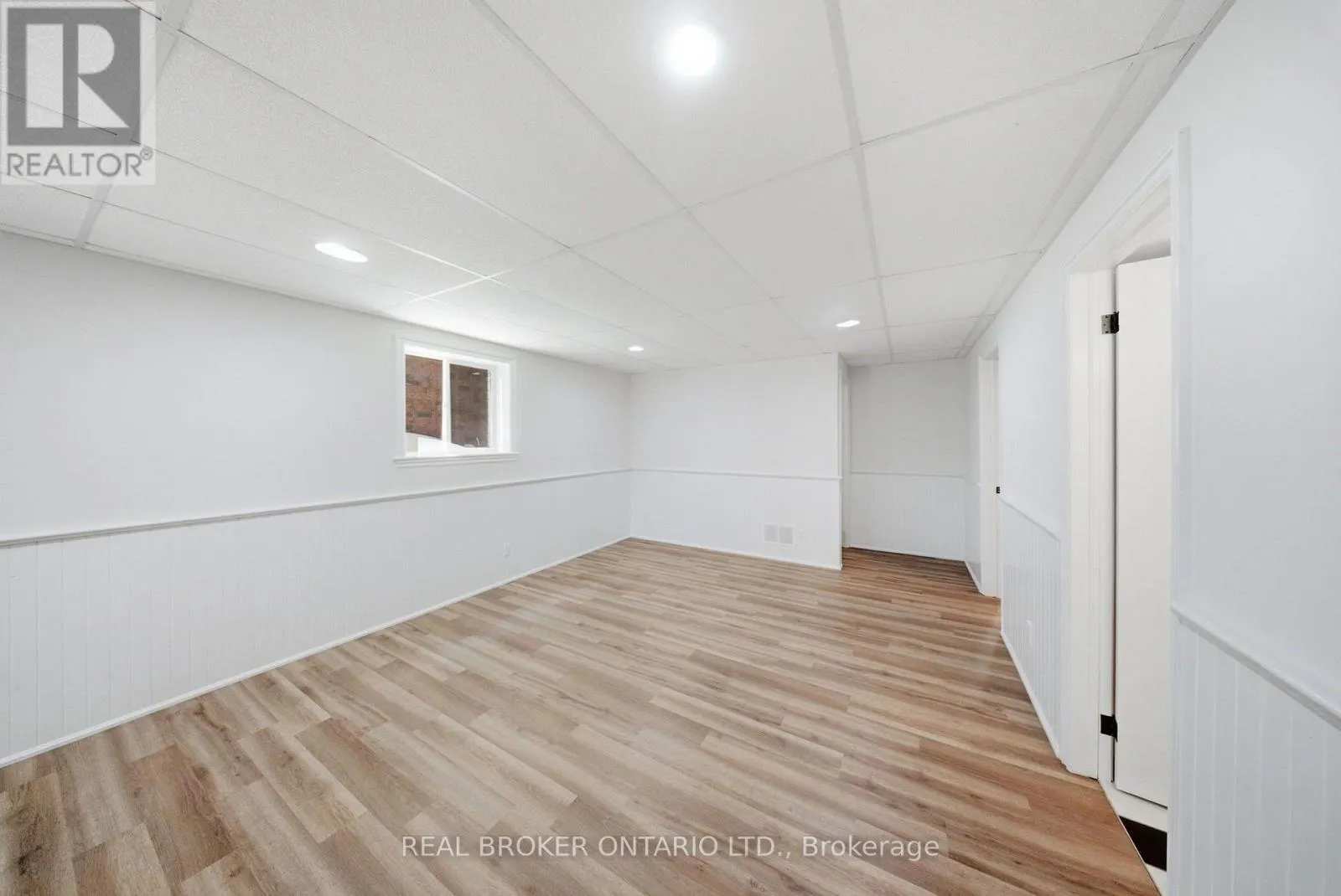 5 JOHN HARVEY STREET