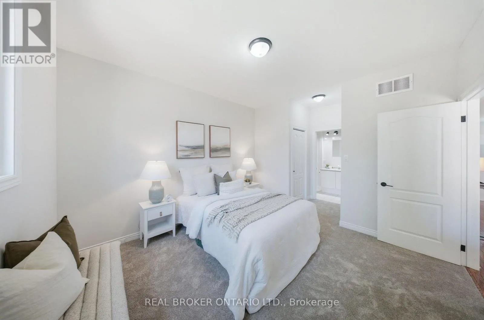 5 JOHN HARVEY STREET