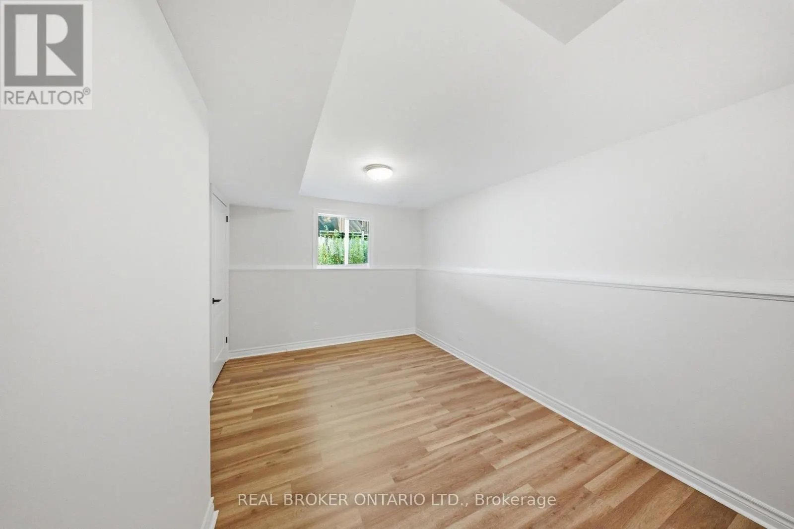 5 JOHN HARVEY STREET