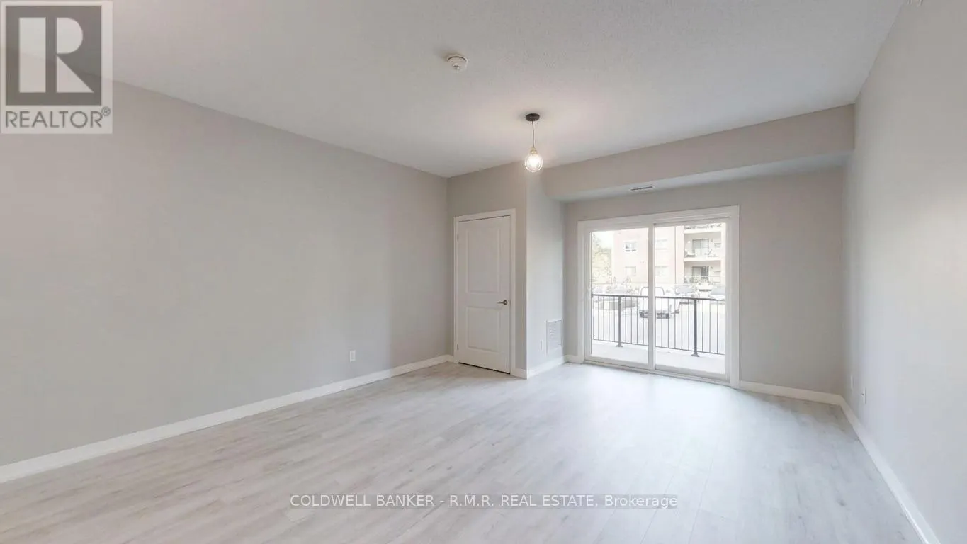 103 - 157 WELLINGTON STREET E
