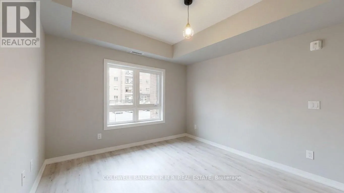 103 - 157 WELLINGTON STREET E