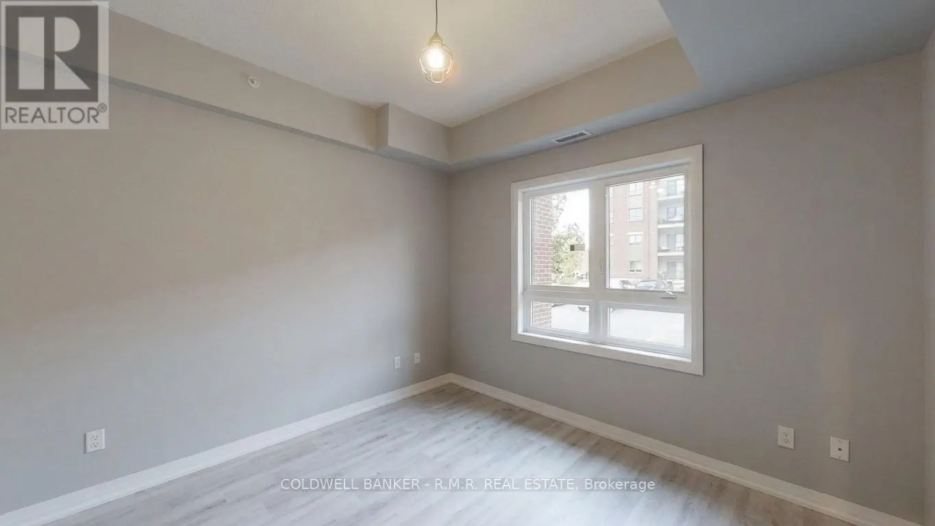 103 - 157 WELLINGTON STREET E