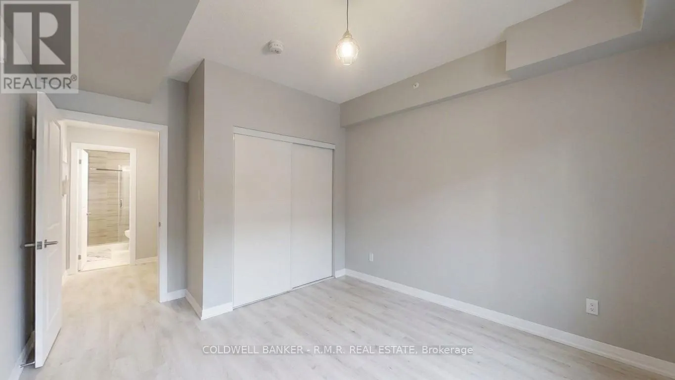 103 - 157 WELLINGTON STREET E