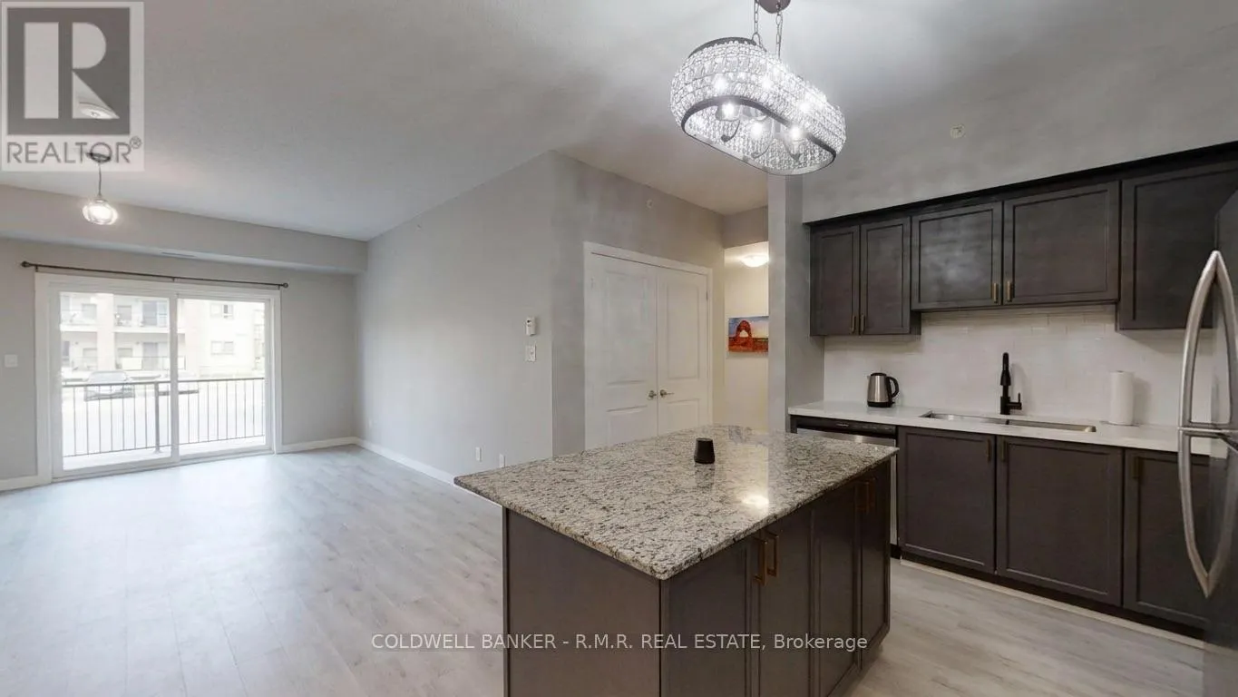 103 - 157 WELLINGTON STREET E