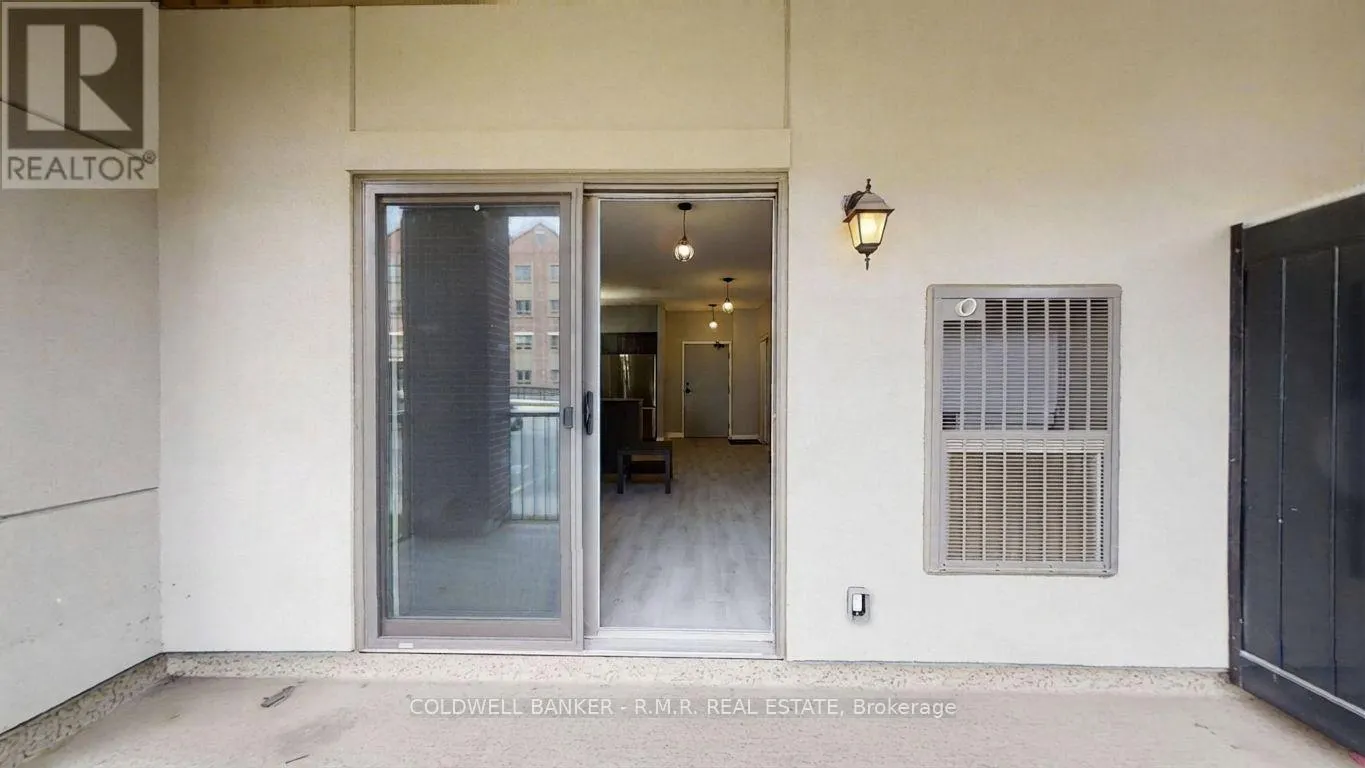103 - 157 WELLINGTON STREET E