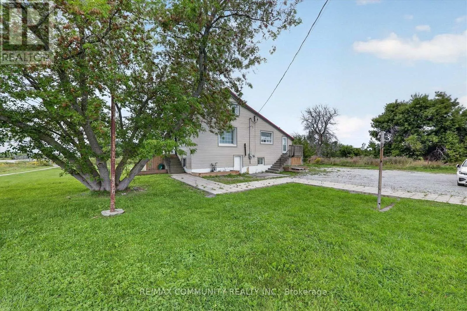 6 SUNKIST ROAD