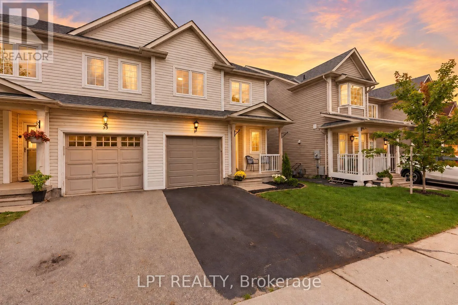 31 LAURENDALE AVENUE