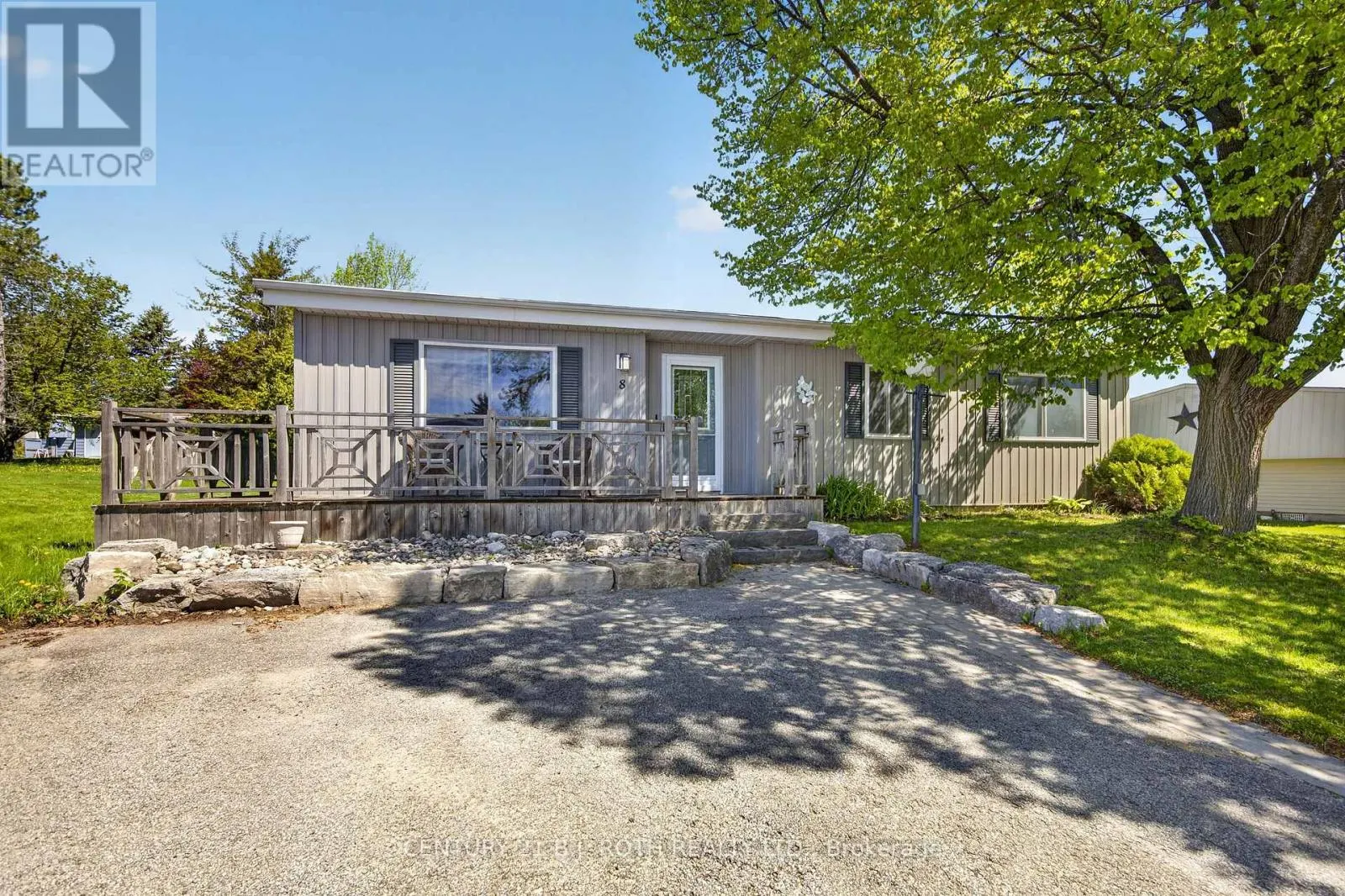 8 BELLE ISLE ARM