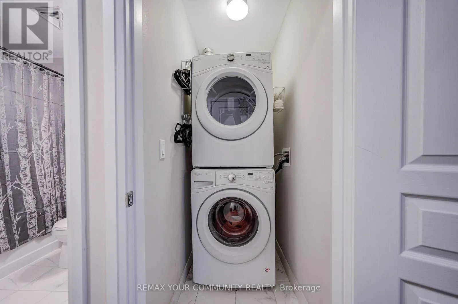 308 - 555 WILLIAM GRAHAM DRIVE