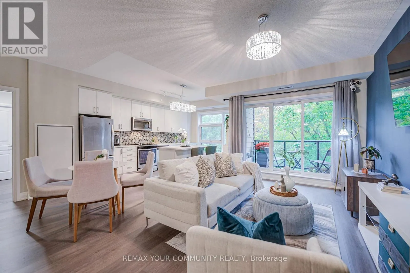 308 - 555 WILLIAM GRAHAM DRIVE