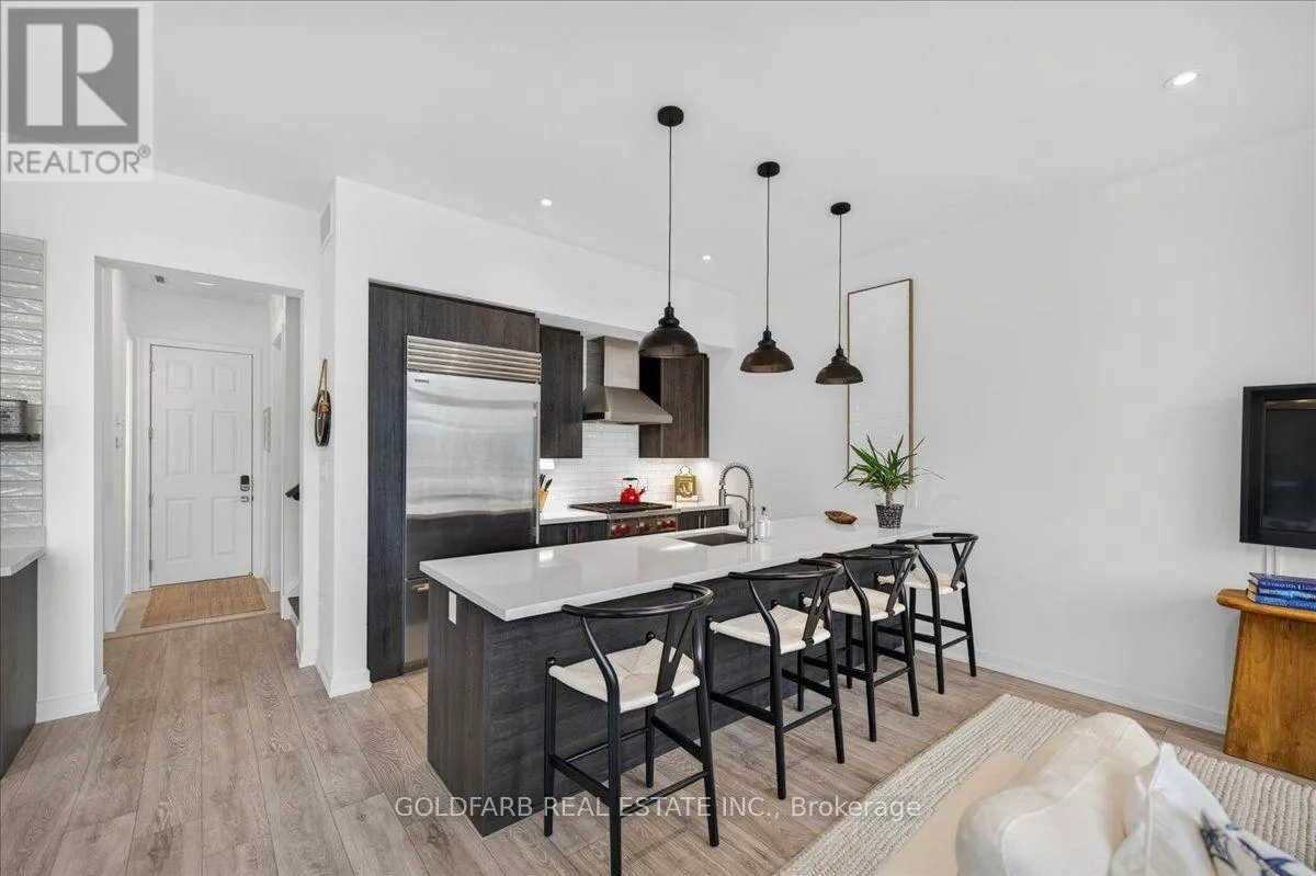 3725 FERRETTI COURT