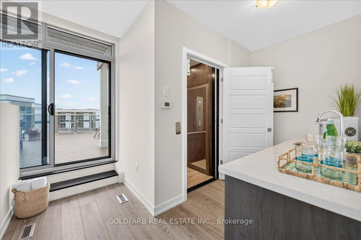 3725 FERRETTI COURT