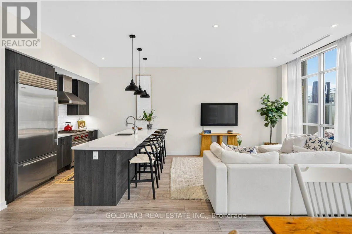 3725 FERRETTI COURT