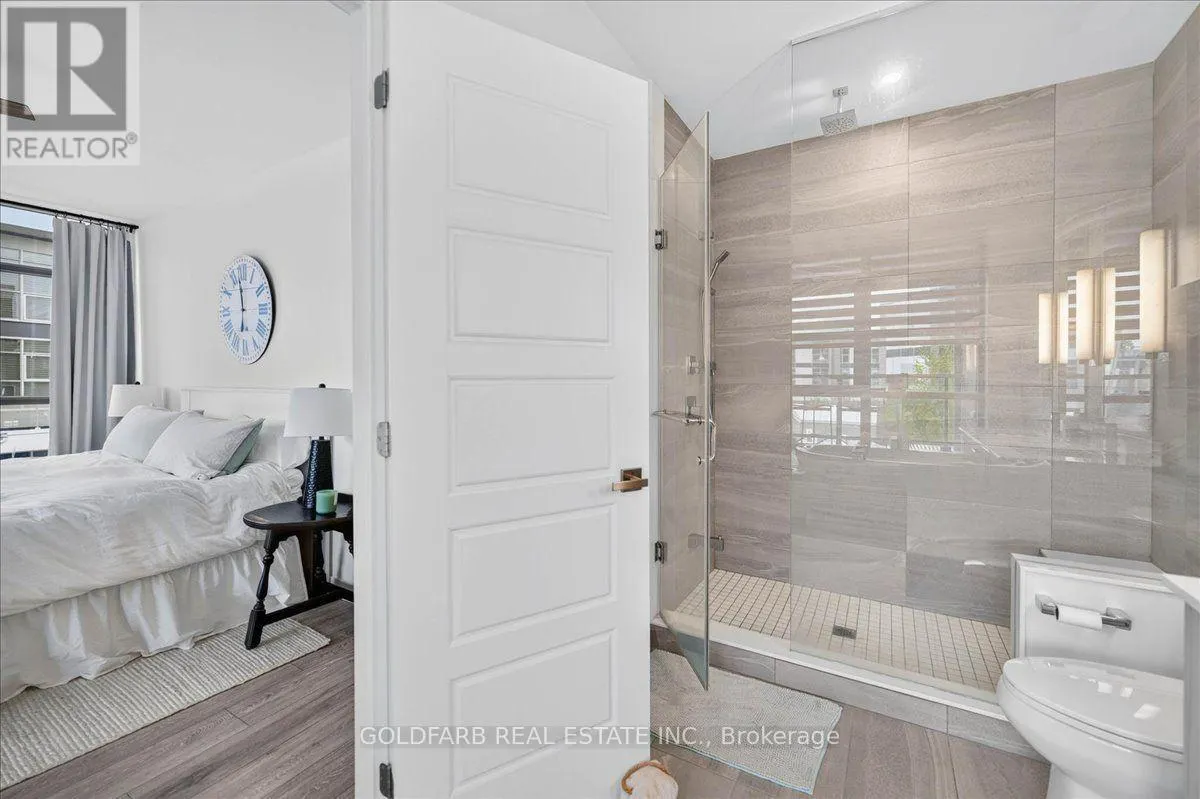 3725 FERRETTI COURT