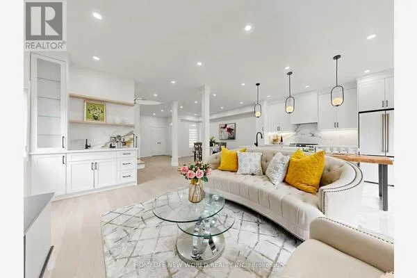 7 MONACO CRESCENT