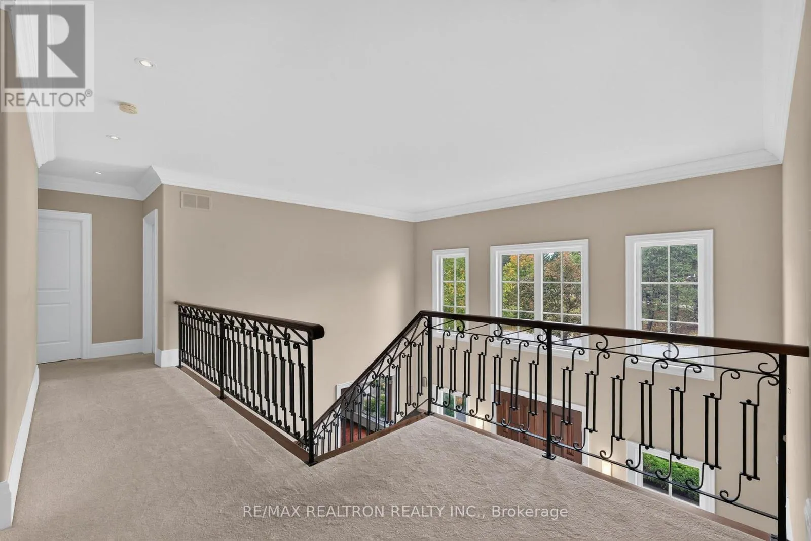 65 KINGSWOOD DRIVE