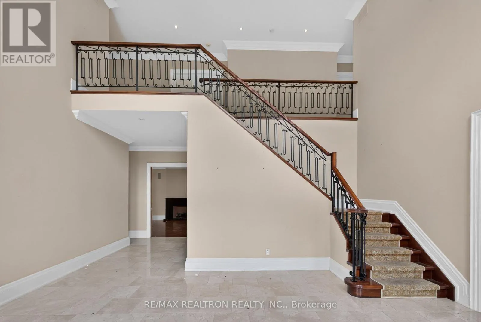 65 KINGSWOOD DRIVE