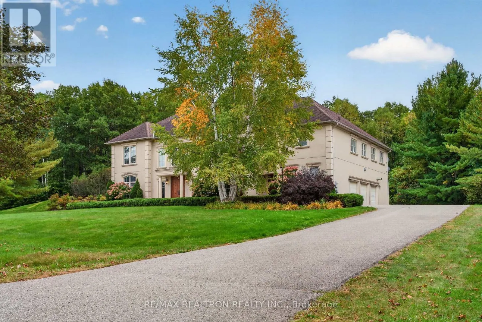 65 KINGSWOOD DRIVE