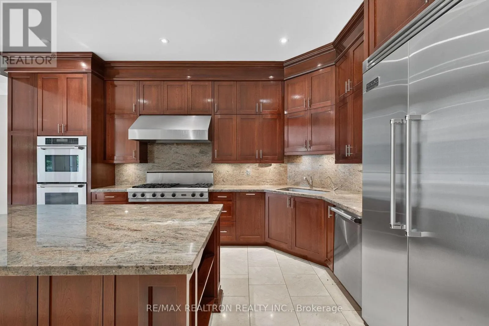 65 KINGSWOOD DRIVE