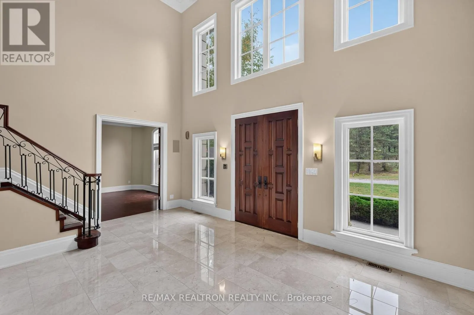 65 KINGSWOOD DRIVE