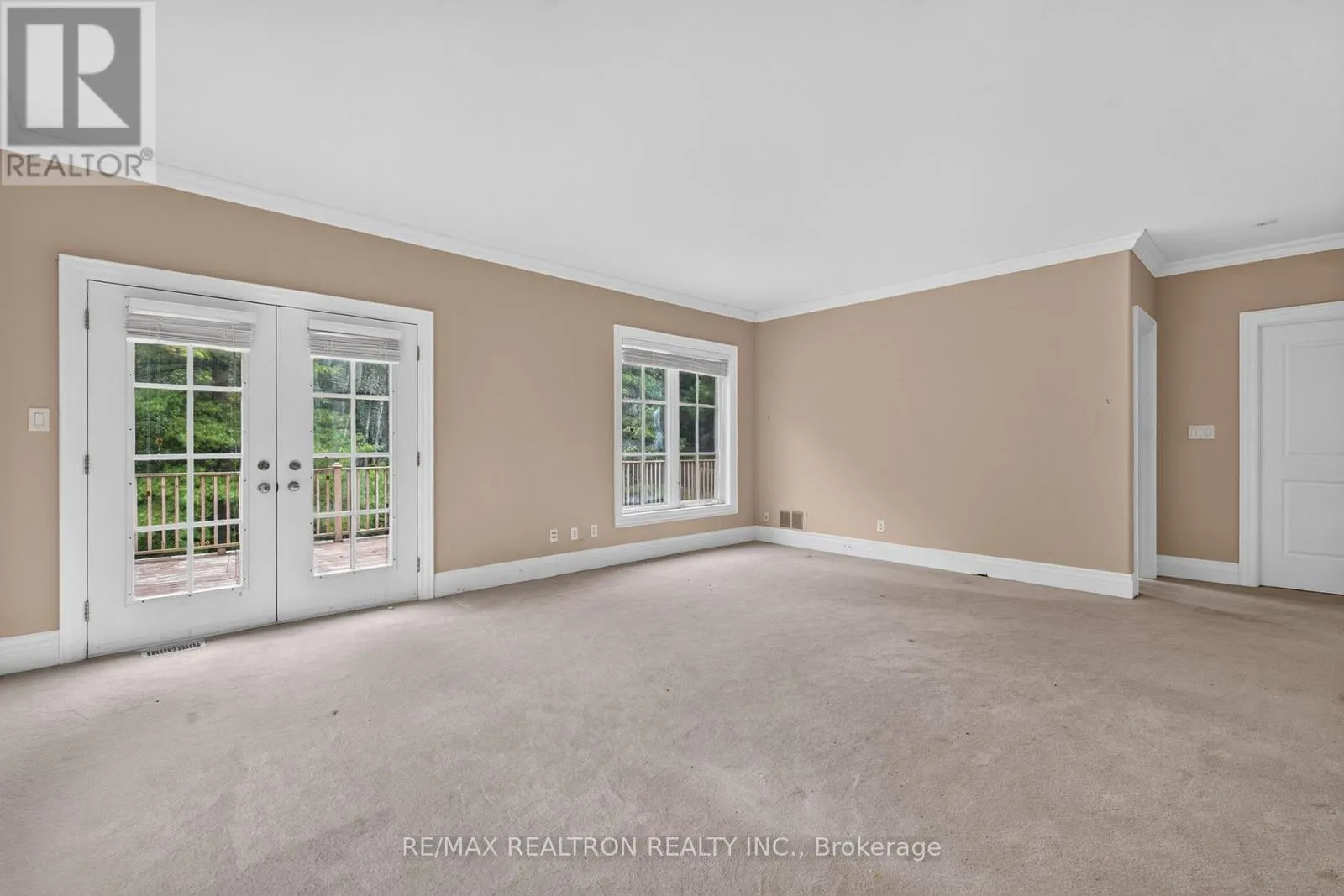 65 KINGSWOOD DRIVE
