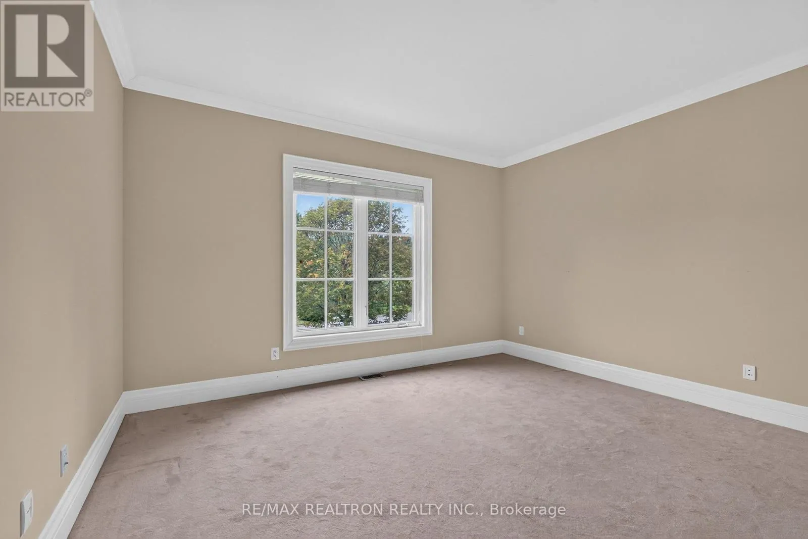65 KINGSWOOD DRIVE