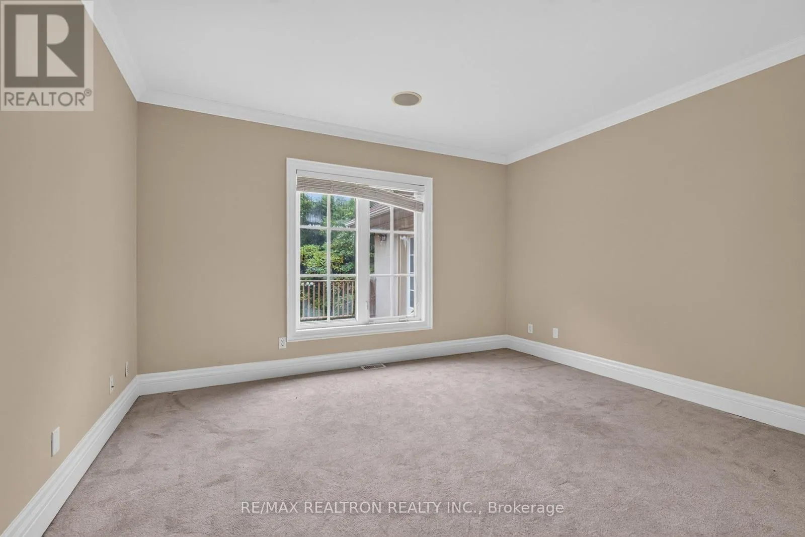 65 KINGSWOOD DRIVE