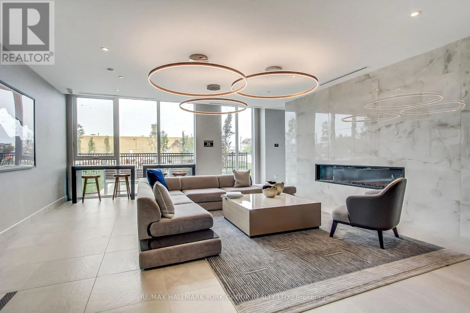 419 - 185 DEERFIELD ROAD