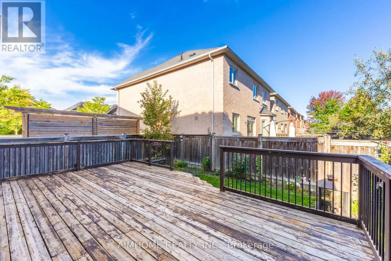 168 KEN LAUSHWAY AVENUE