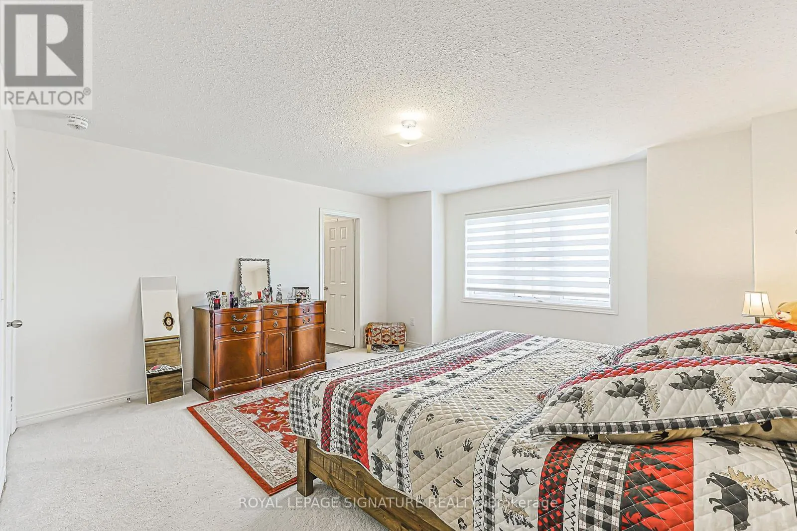 27 BEECHBOROUGH CRESCENT